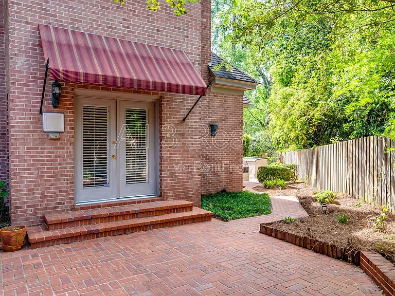 1029 Magnolia Curv — Photo 50