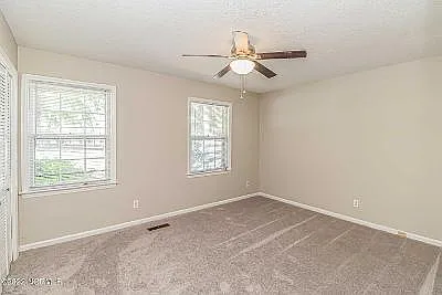 306 Forest Dr — Photo 7