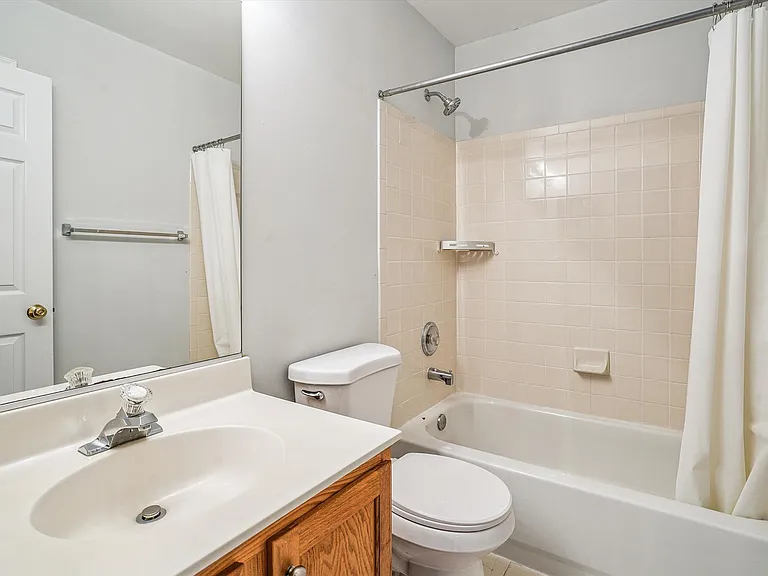 9305 Sumner Lake Blvd — Photo 23