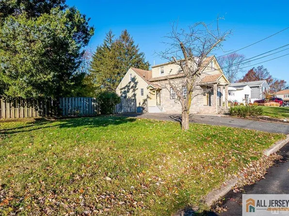 37 Thompson Ave, Fords, NJ 08863