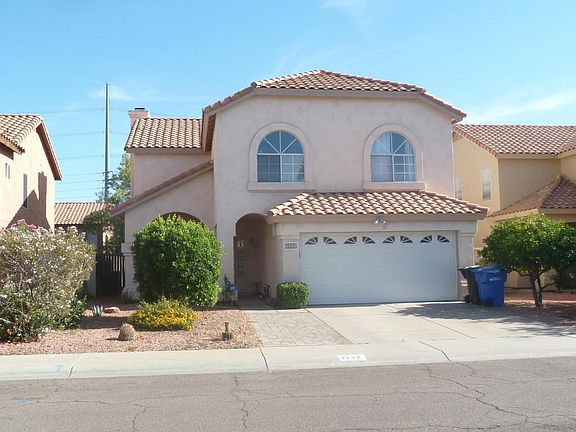 2nd image of 1933 E Rockwood Dr