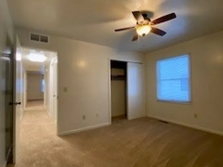 124 S Silverwood Ln — Photo 11