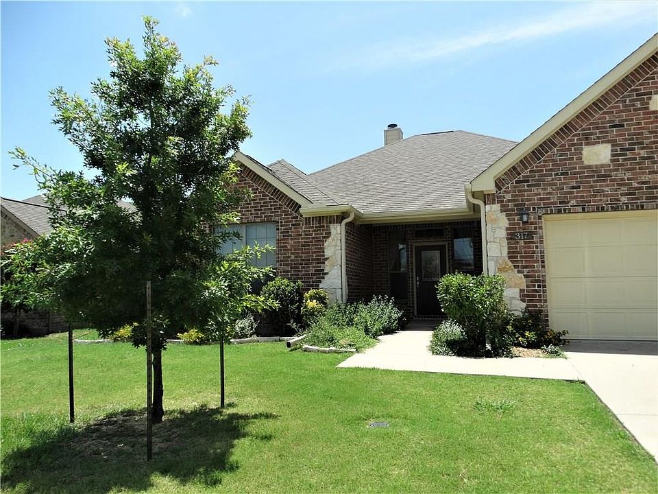 1st image of 317 Valley Dr
