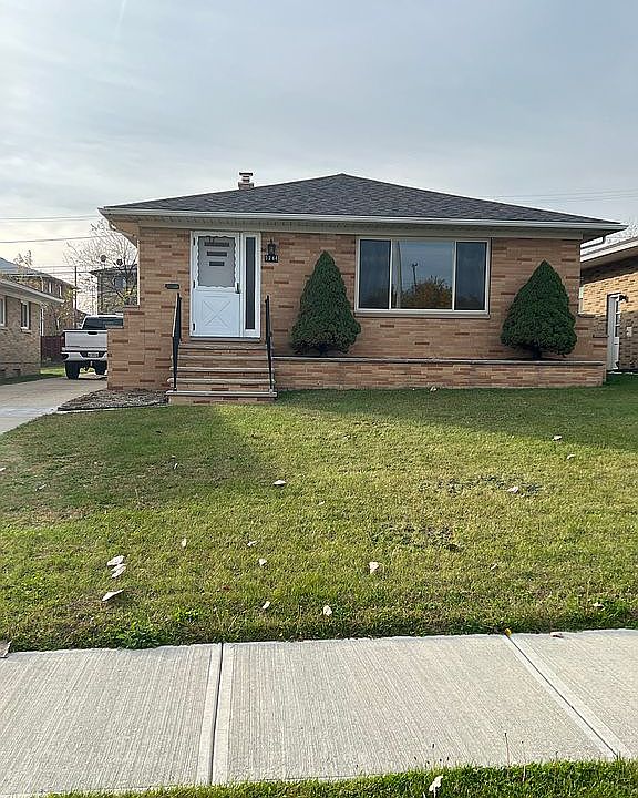 1st image of 5244 E 100th St