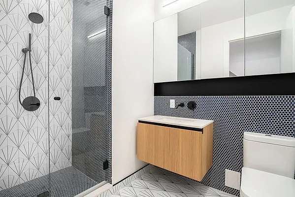 Sold by Brick&Mortar | media 22