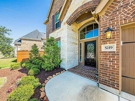 3rd image of 5219 Bartlett Vista Ct