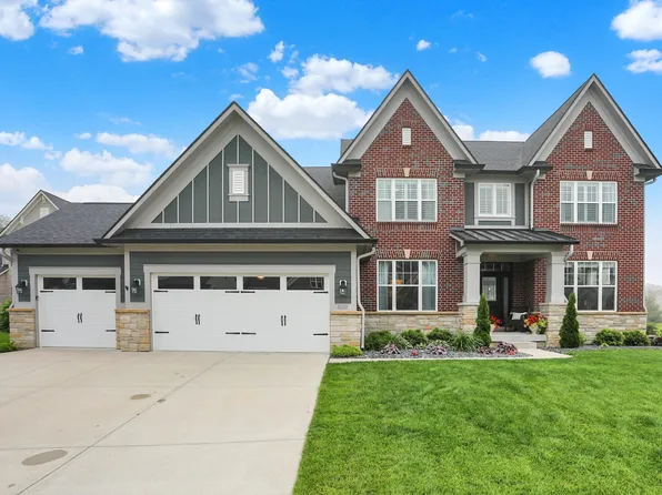 15023 Glenmoor Cir, Carmel, IN 46033