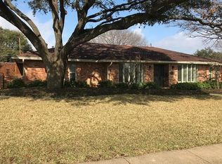 3427 Whirlaway Rd, Dallas, TX 75229