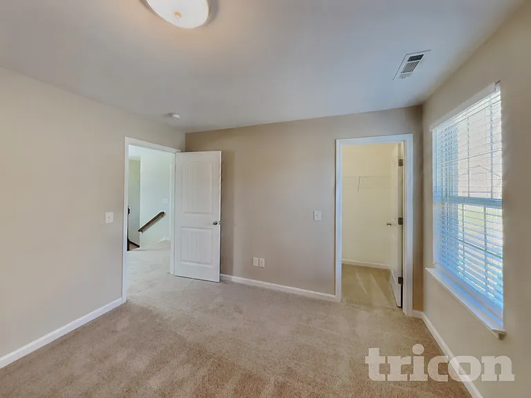 1080 Paddock Park Cir — Photo 9
