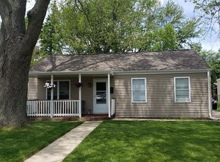 1622 Lyons Ct, Waukegan, IL 60085