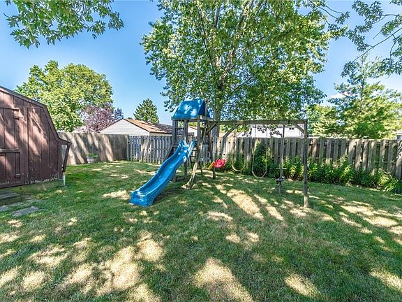 5th image of 6425 Hio Dr
