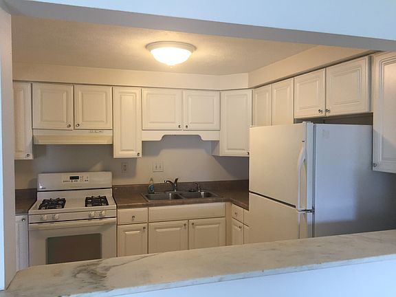 KITCHEN OPEN TO LR