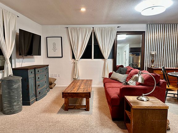 4th image of 901 Los Poblanos Ranch Rd NW