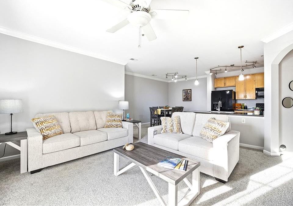 1st image of 1400 Granby St Unit 303