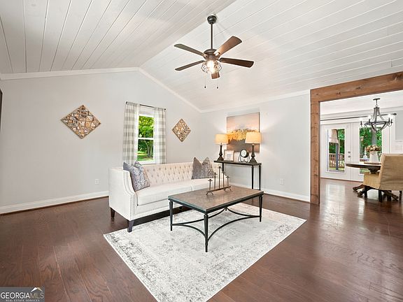 3rd image of 129 Cline Valley Pl