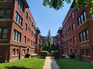 853 Washington Blvd, Oak Park, IL 60302