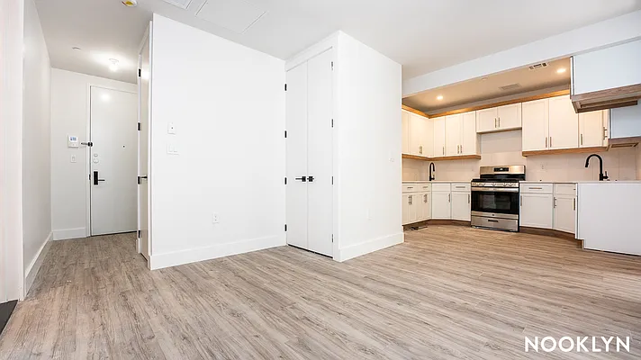 Rented by Nooklyn NYC LLC | media 23