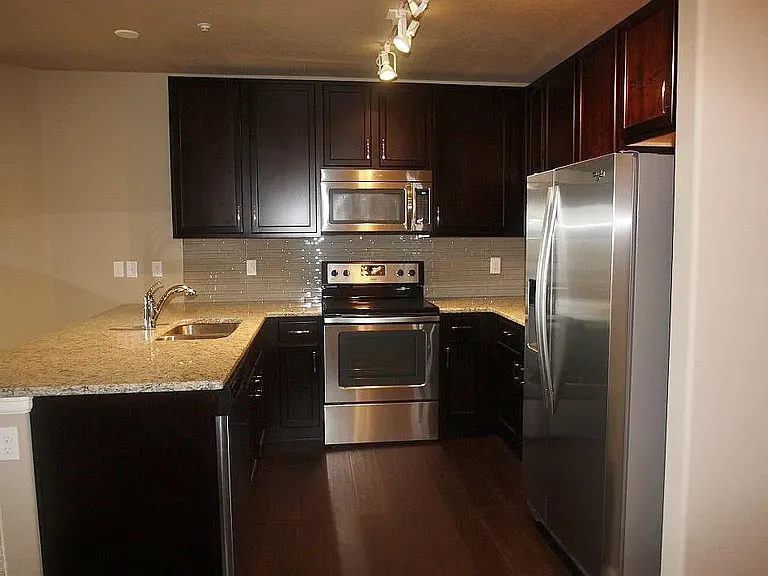 1144 Rockhurst Dr #108 — Photo 3