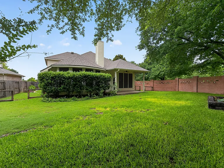 4308 Park Vista Trl — Photo 29