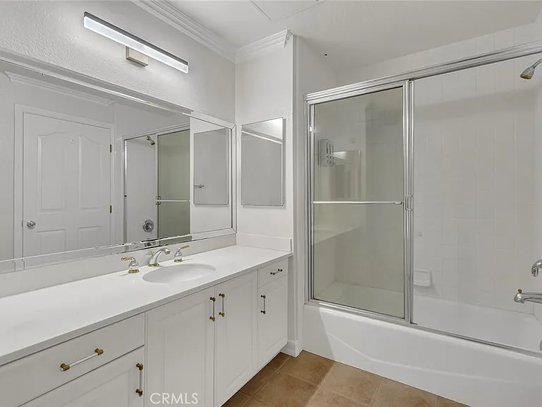 172 Villa Point Dr — Photo 13