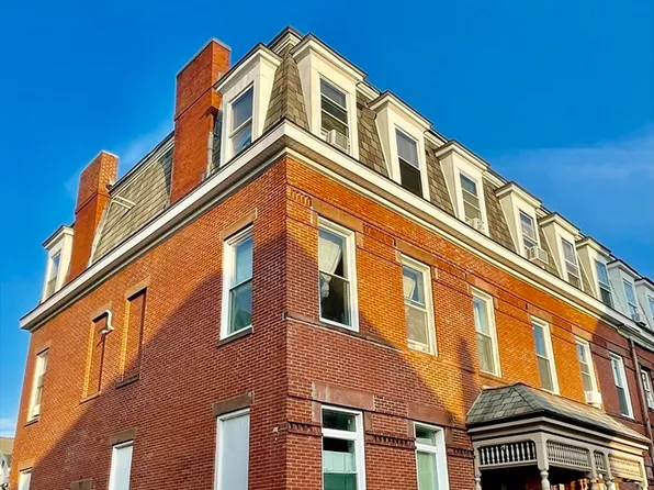 5 Ashland St, Worcester, MA 01609