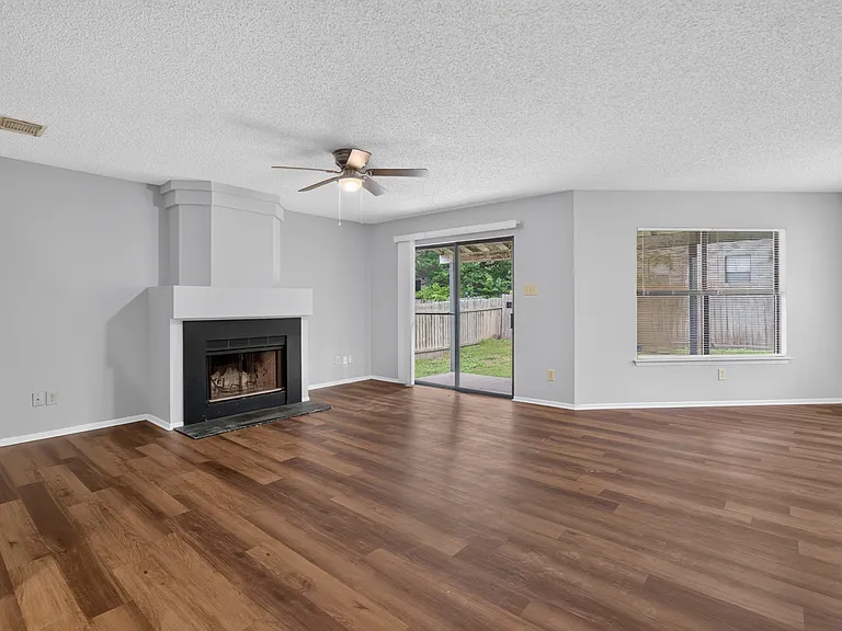 3824 Forsyth Park — Photo 7
