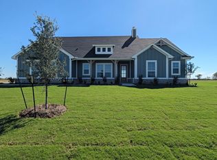 180 Horizon Rd, Valley View, TX 76272