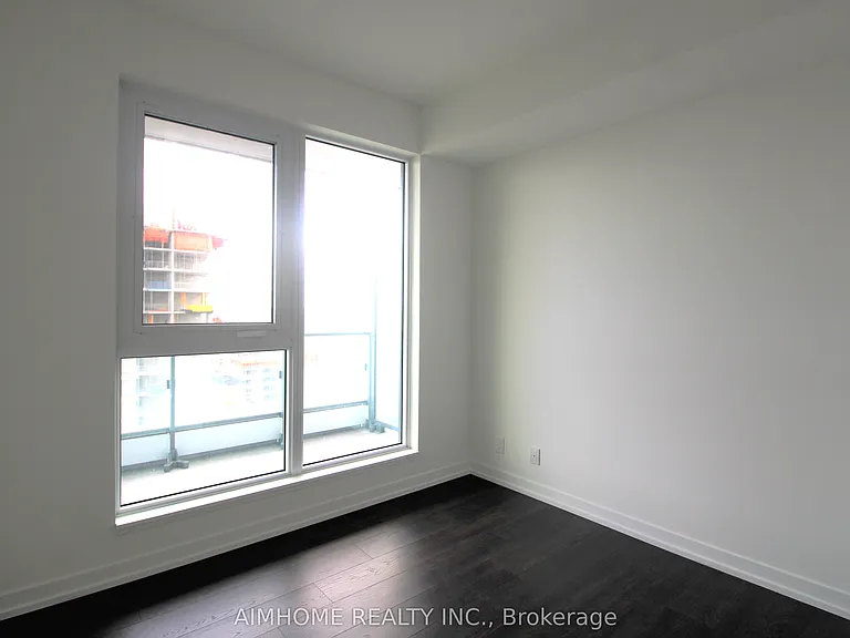 950 Portage Pkwy #3702 — Photo 4