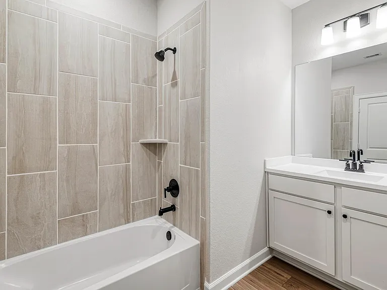 15765 Bayberry Trace Dr — Photo 16