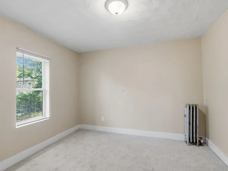 735 Union St — Photo 9