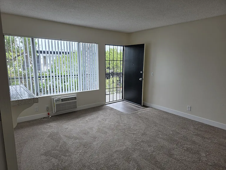 Magnolia Gardens Apartments — Photo 16