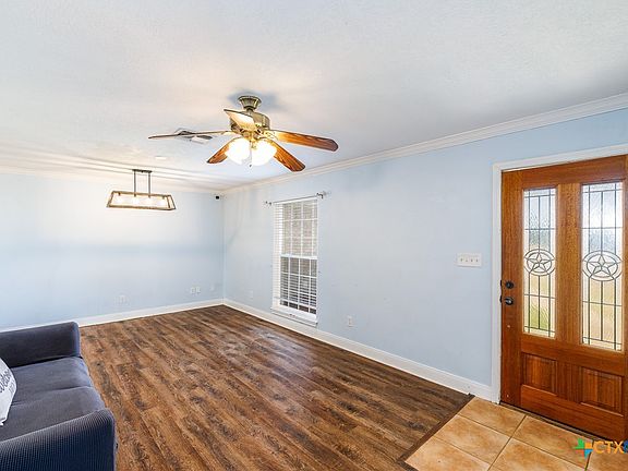 5th image of 1506 Harwood Rd
