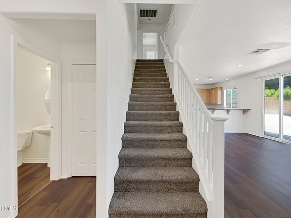 4th image of 2109 Pearmain Dr