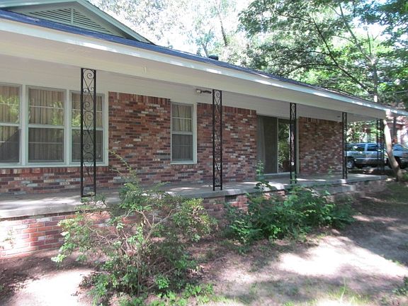 3rd image of 213 Panola Ave