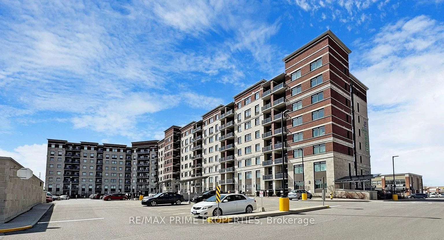 3 bed, $2,900 — Photo 1