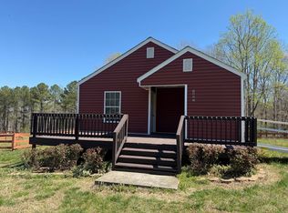 3427 Old Us Highway 421 E, Yadkinville, NC 27055