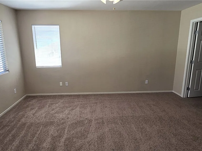 1154 Maple Pines Ave — Photo 11