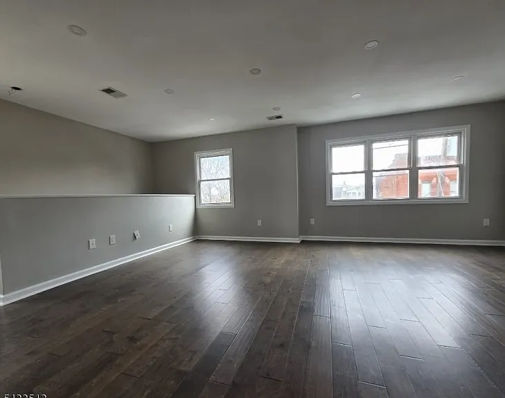 7 Hudson St #2 — Photo 8