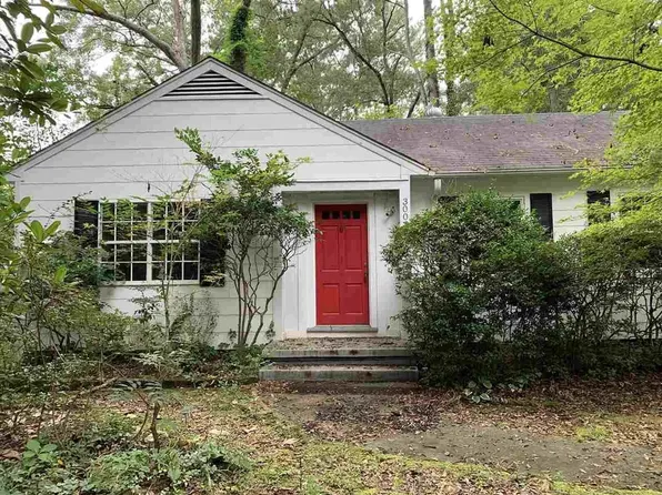 3003 Woodbine St, Jackson, MS 39212