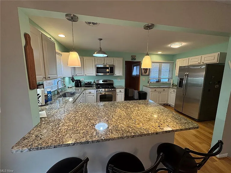 2545 Buckhurst Dr — Photo 2