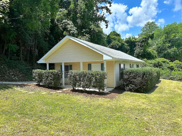 211 Golf Course Dr, Raleigh, NC 27610
