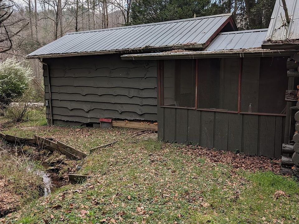 22nd image of 6712 Globe Rd
