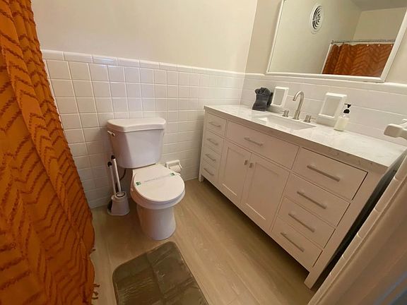 4th image of 105 N Eola Dr APT 1