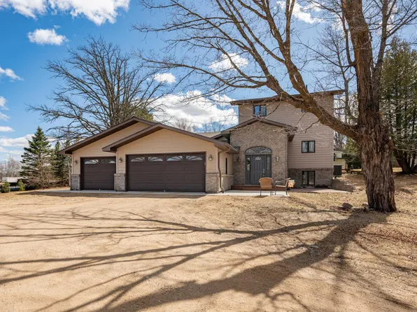 101 Mesabi Ave, Coleraine, MN 55722