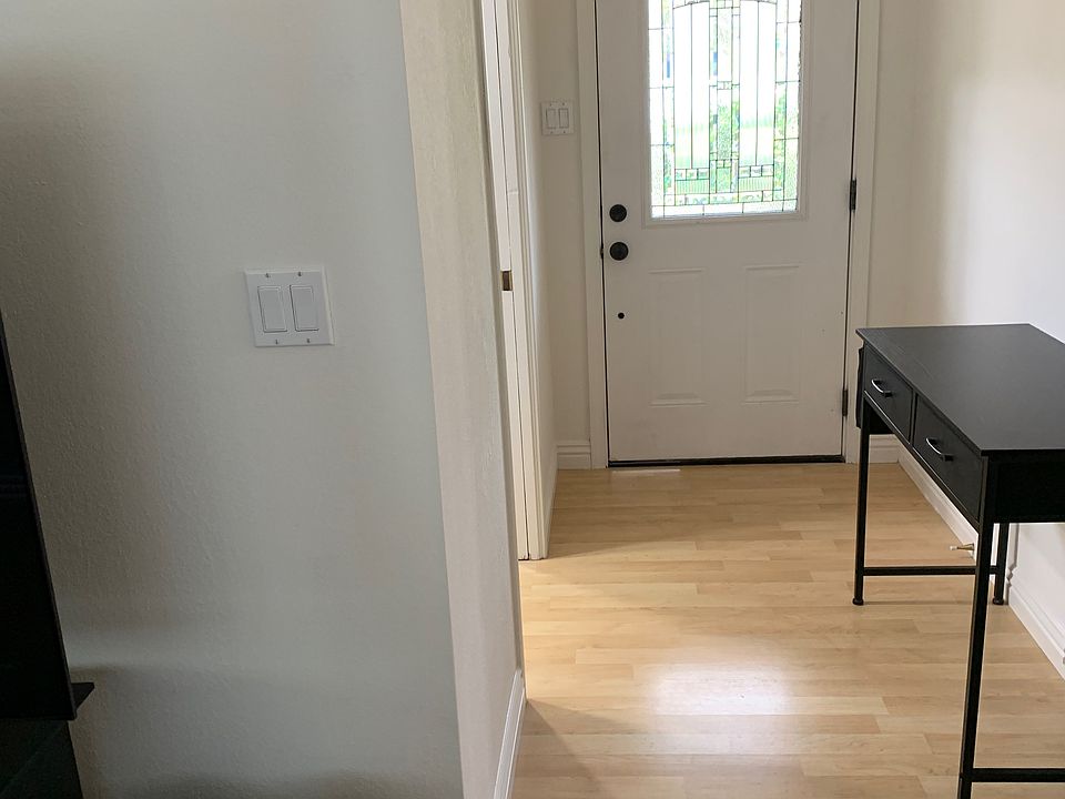 1st image of 2670 Ross Pl