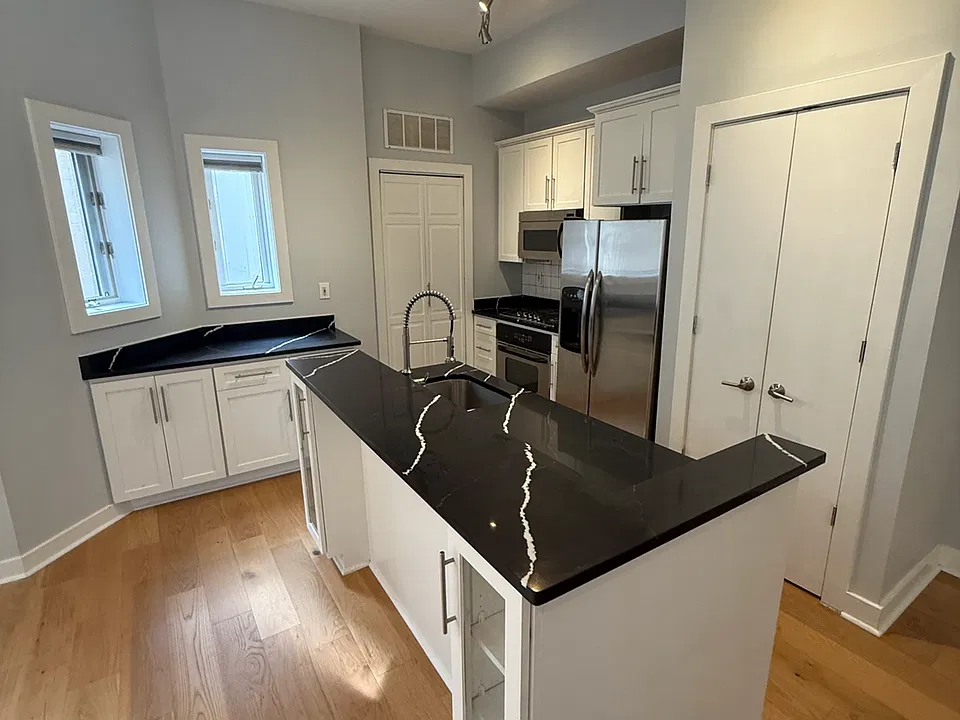 2357 Champlain St NW #202