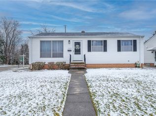 15054 Florence Dr, Maple Heights, OH 44137