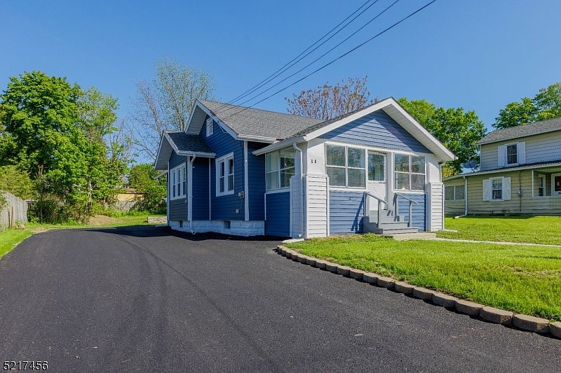 11 Grove St, Sussex, NJ 07461 Zillow