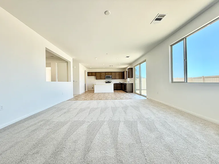 21554 Milam Dr — Photo 12