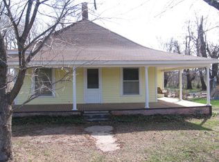 620 S Algona St, Arlington, KS 67514